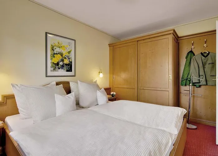 Birnbacher Hof Szálloda 4*
